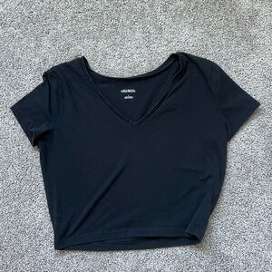WILD FABLE PLAIN BLACK CROP TOP SIZE LARGE